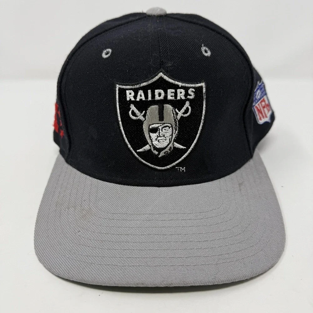 Vintage Oakland Raiders Hat Cap Fitted Mens Black Gray NFL Football Starter 90s